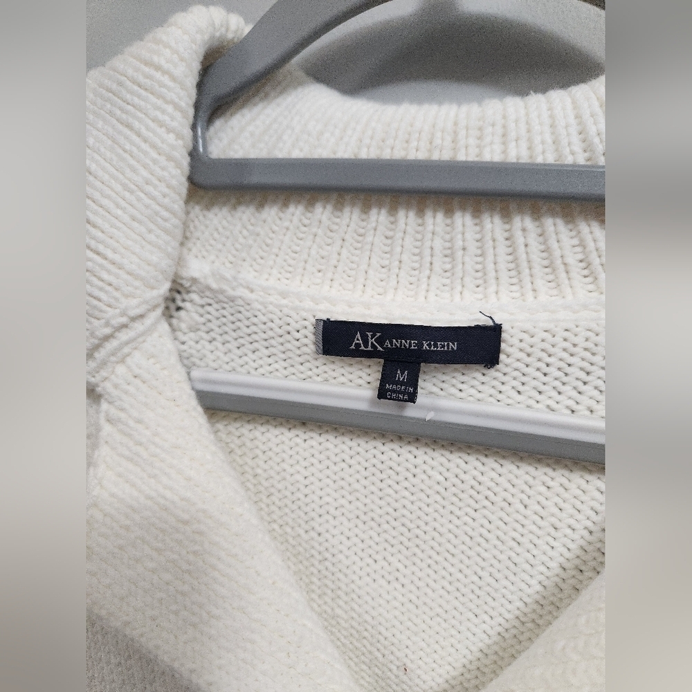 NWT Anne Klein Button UP Knit Sweater Ivory Beige Collared Size Medium - Picture 2 of 6